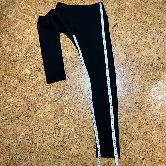Lyssé Center Seam Black Ponte Leggings #1519 Sz S - Picture 8 of 10